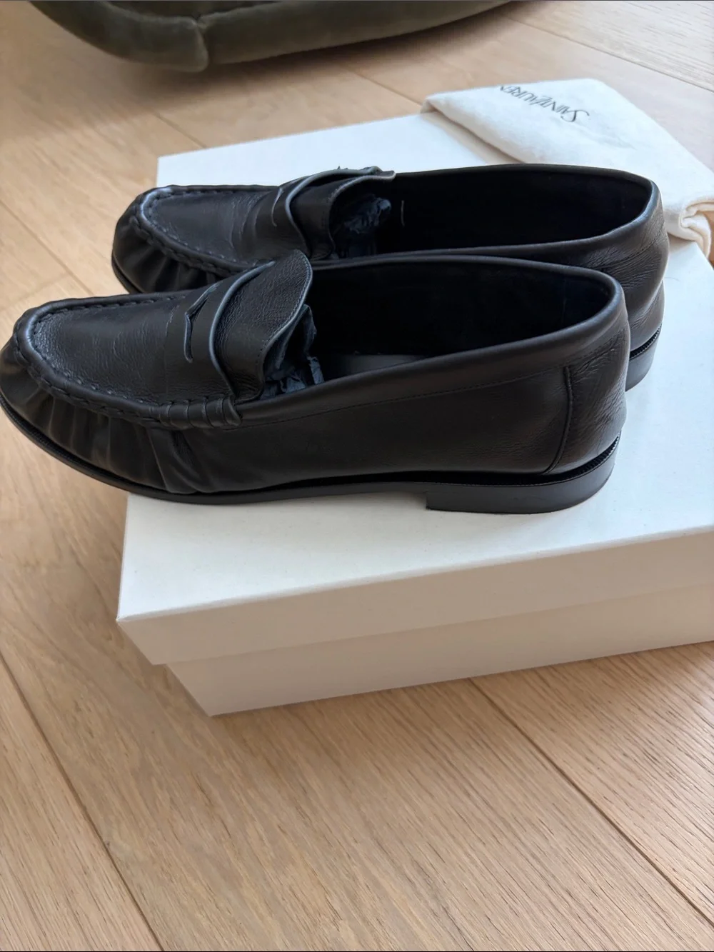 Saint Laurent supple penny